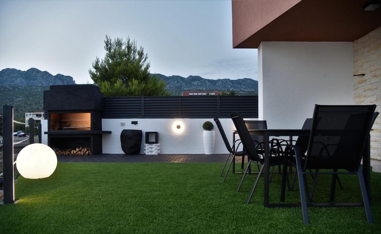 Beach Apartment Paklenica Seline Bagian luar foto