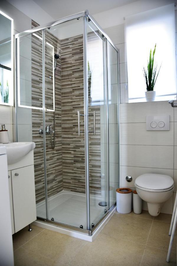 Beach Apartment Paklenica Seline Bagian luar foto