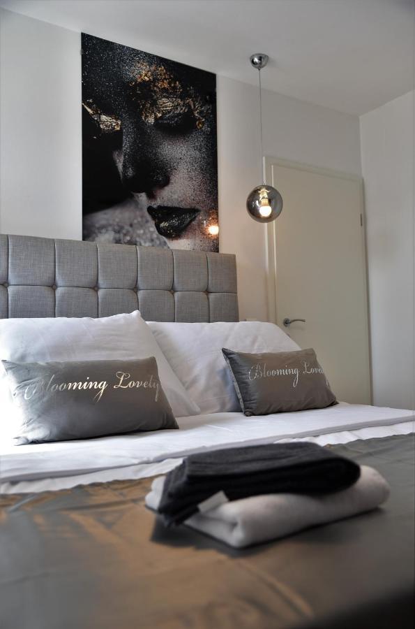 Beach Apartment Paklenica Seline Bagian luar foto