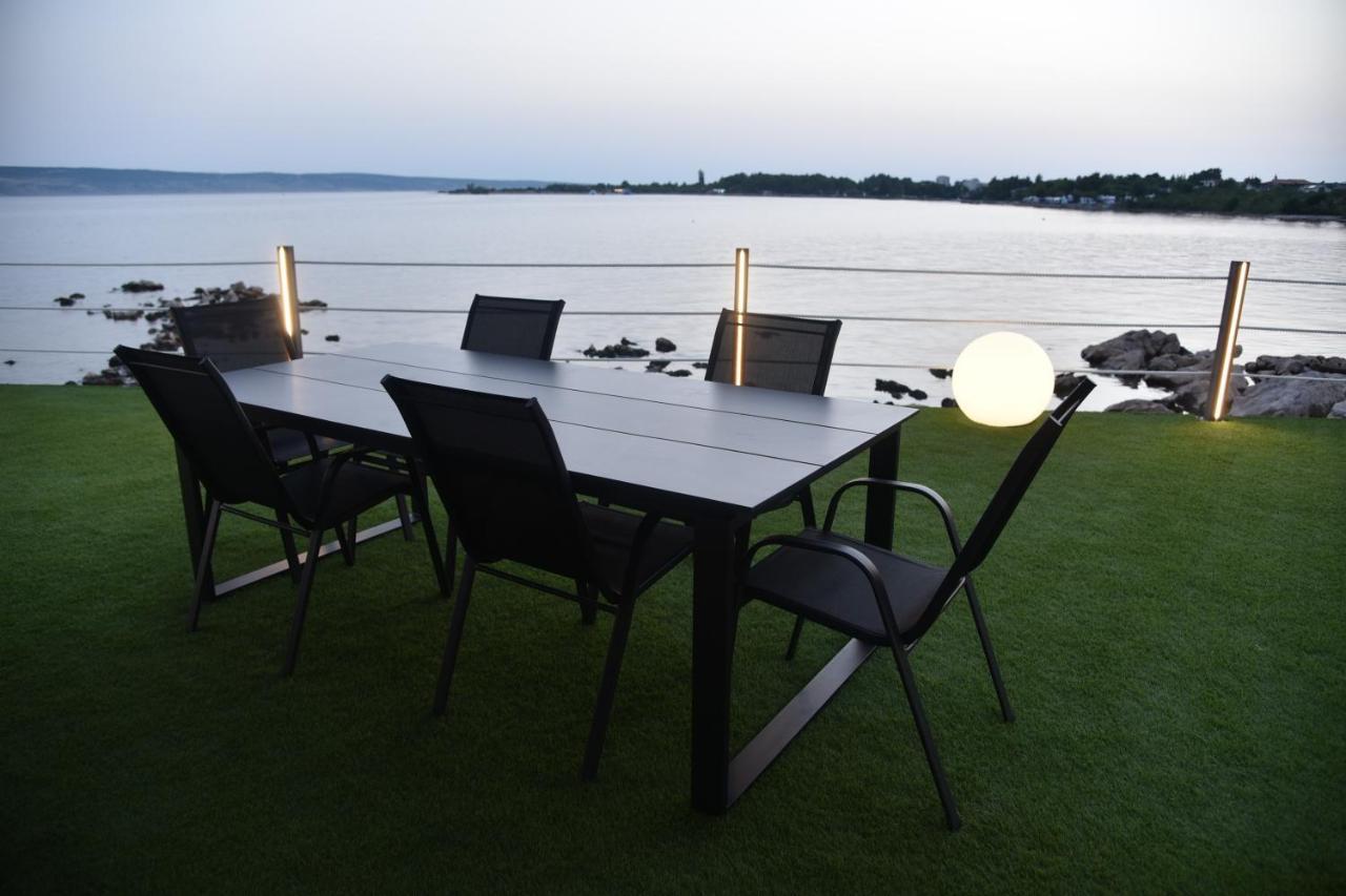 Beach Apartment Paklenica Seline Bagian luar foto